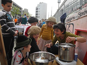 popcorn machen als teil der auffuehrung